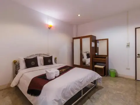 Tonwai Modern Place - Photo 1