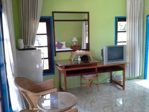 Tradewinds by Lawana - Photo 2