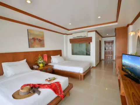 Tri Trang Beach Resort by Diva Management - Photo 4