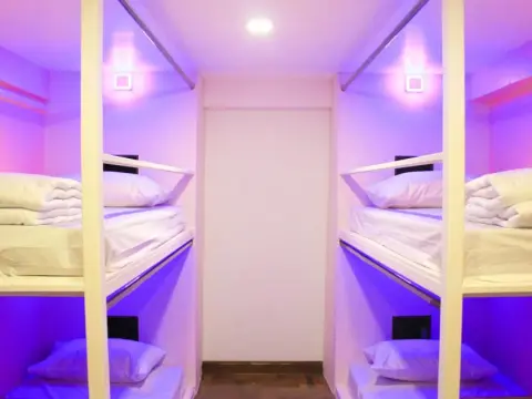 U-Night Hostel - Photo 2