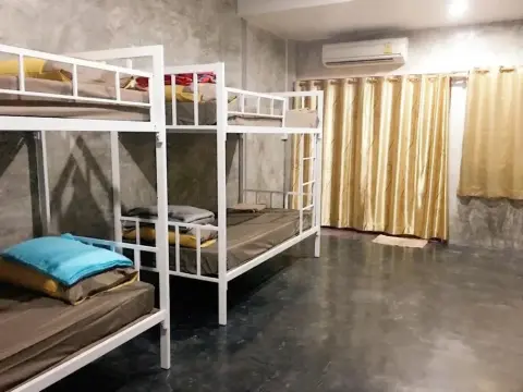 U&I Hostel - Photo 2