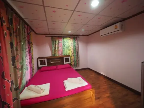 Urawadee Homestay Khiri Wong - Photo 4