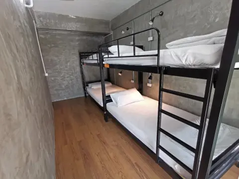 Urbanite Hostel - Photo 2