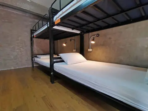 Urbanite Hostel - Photo 4