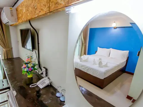 Vatchara Northgate Hotel - фото 4