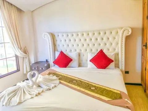 Venetian Resort Pattaya - Photo 4