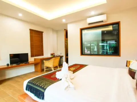 Verona Lanta Resort - Photo 2