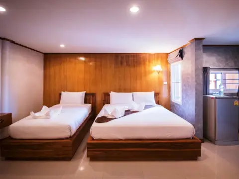 Viking Resort - Photo 3