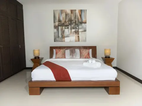Villa Suksan Nai Harn - Photo 2