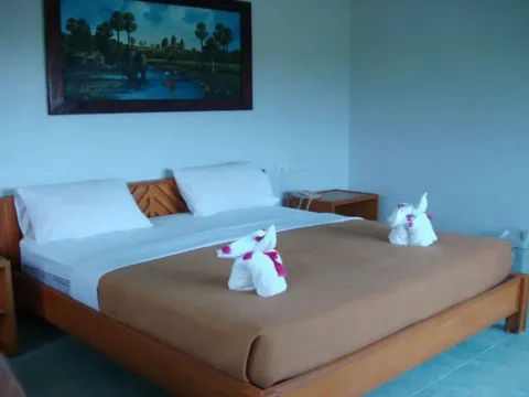 V.J. Bed & Breakfast - Photo 4
