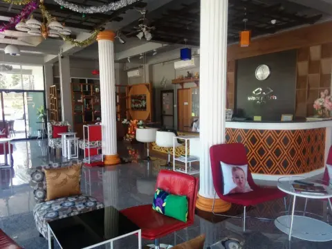 Waen Petch Place - Photo 3