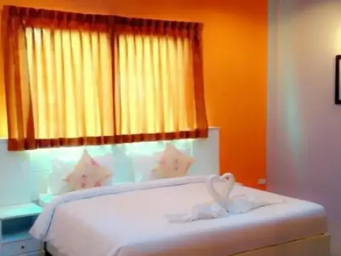 Waen Petch Place - Photo 4