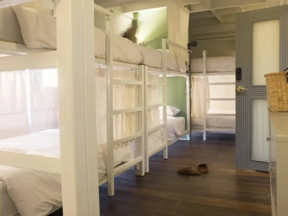 Weeping Willow Sukhumvit 26 – Hostel