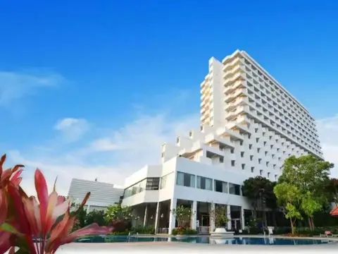 Welcome Jomtien Beach Hotel - Photo 1