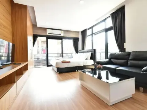 Westo INN Sriracha - Photo 4