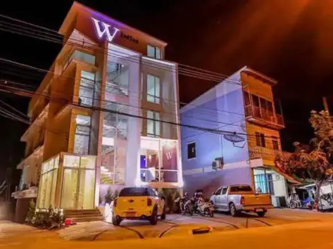 White Ville Apartment - Photo 2