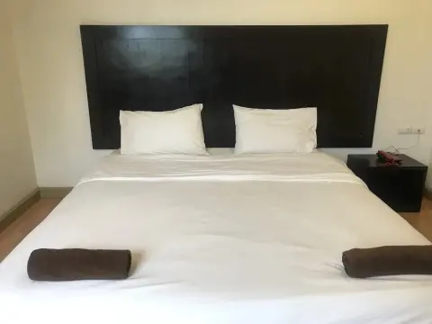 Winchakan Hotel - Photo 2