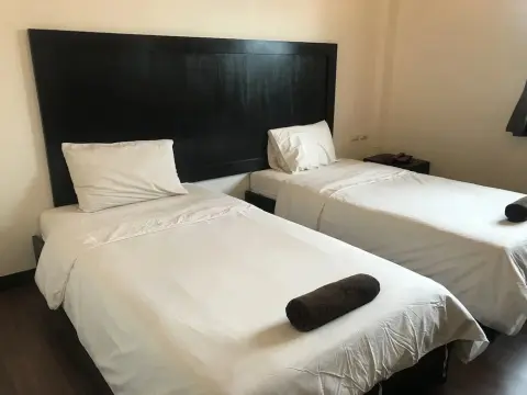 Winchakan Hotel - Photo 3