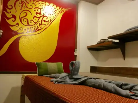 Yoont Hotel - Photo 4