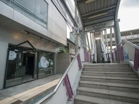 Yor Yak Hostel - фото 1