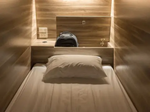 Yor Yak Hostel - фото 4