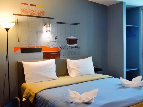 Z2 Boutique Hotel - Photo 2