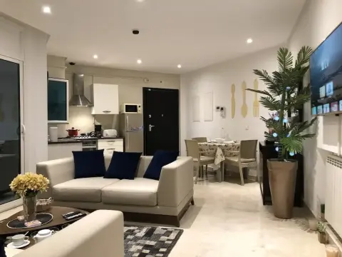 Business Apartment with View & Hot Tub - Photo 2