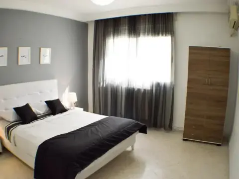 Cosy Triplex in La Marsa - 3 bed 2 Bath - Foto 2
