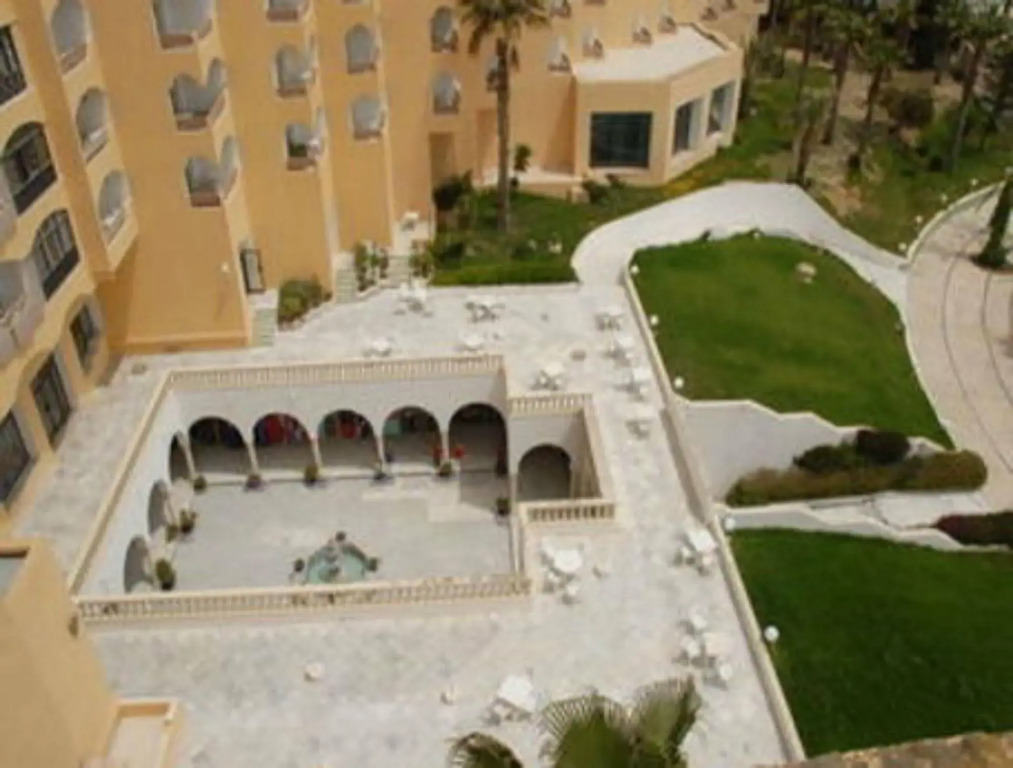 Hotel Kheops - Photo 1