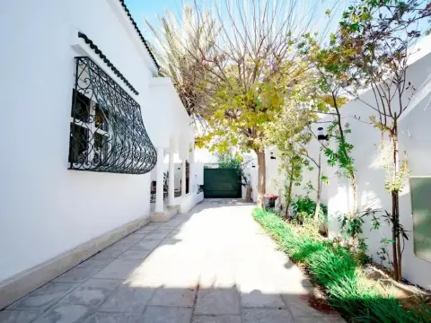Villa Bord de mer Piscine Chauff e et Terrasse - Photo 1