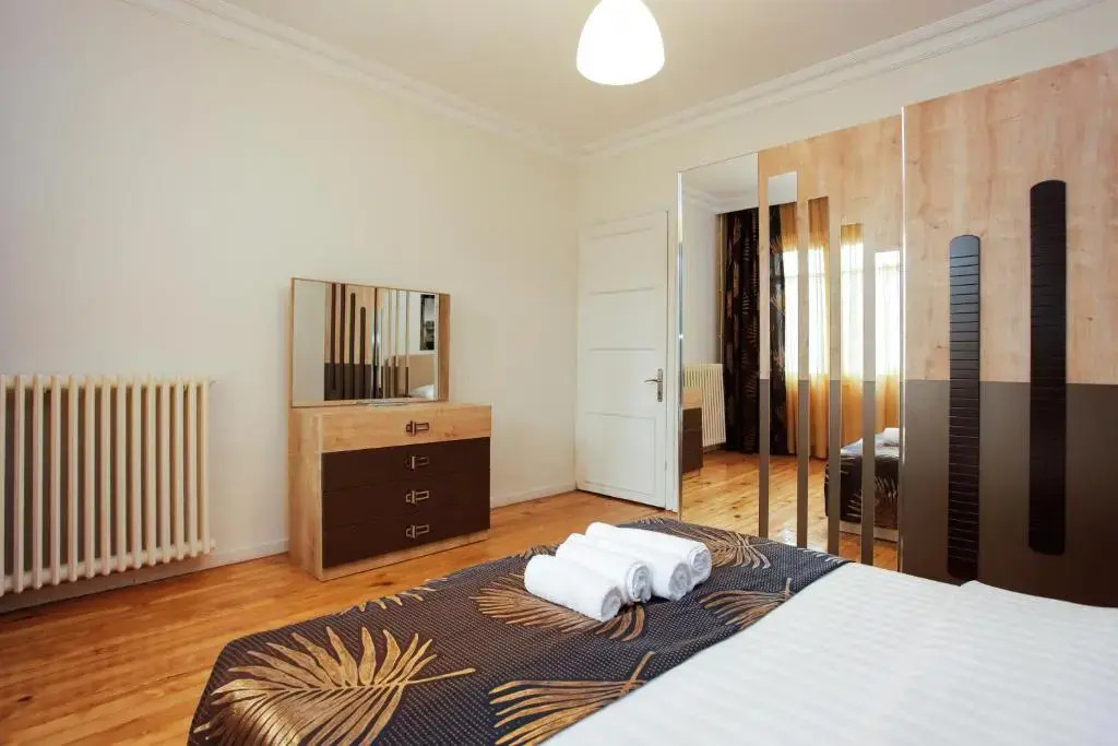 Abc Residence - Photo 3