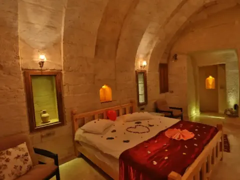 Abu Hayat Cave Suites - Photo 4