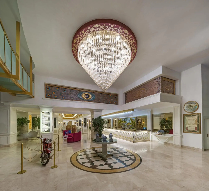 Adin Beach Hotel - Photo 2