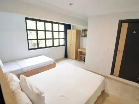 Ados Hotel - Photo 4