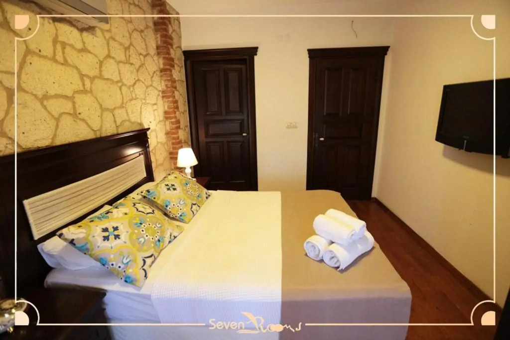 Alacati Seven Rooms Hotel - Photo 2