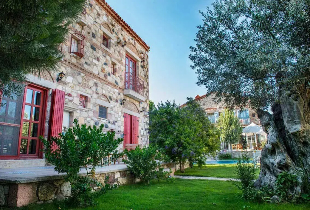Alacati Zeytin Konak Hotel