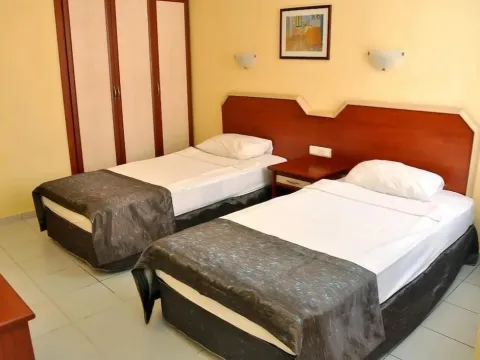 Albatros Apart Hotel - Photo 3