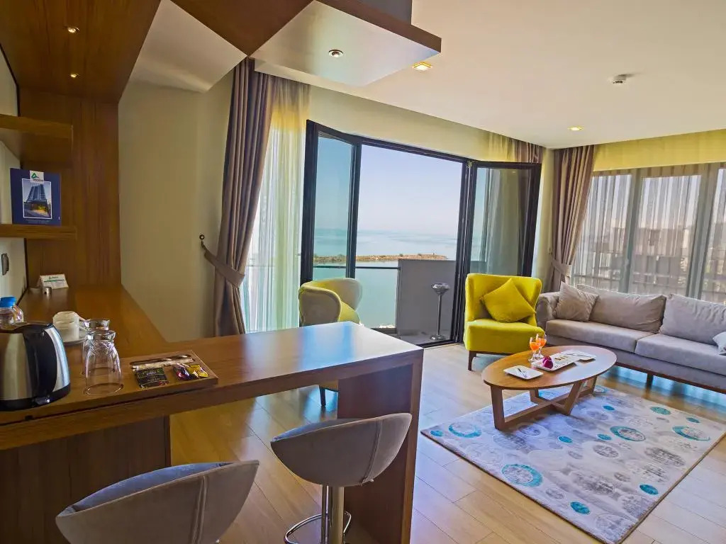 Alesha Suite Hotel & Residence - Photo 3