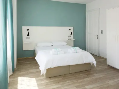 Alicante Hotel - Adults Only - Photo 2