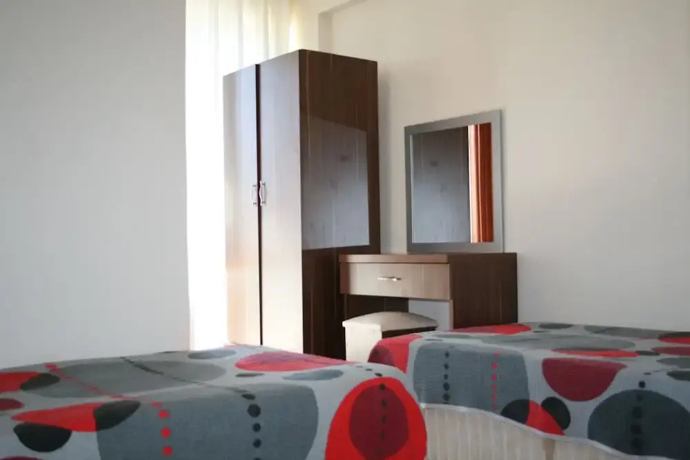 Alinda Villa - Photo 4