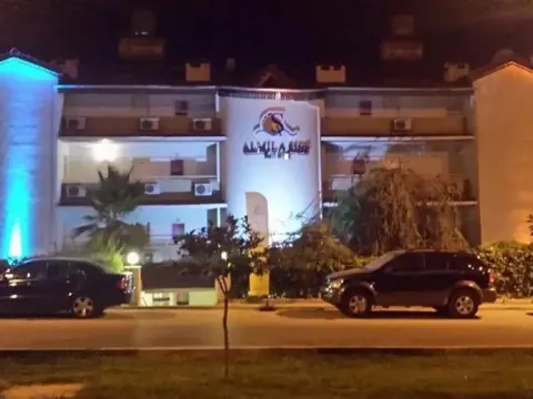 Almila Side Suite Hotel - Photo 1