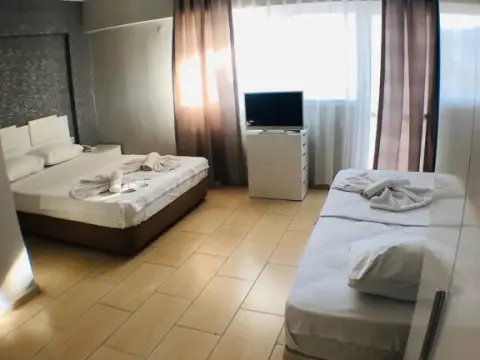 Altinyaz Hotel - Photo 2