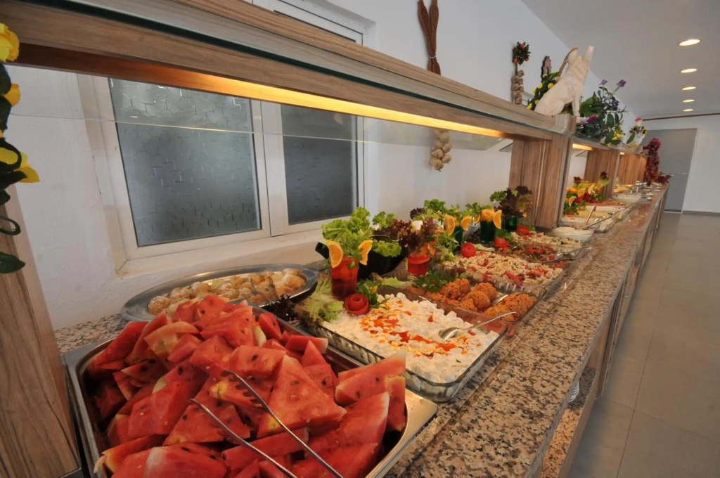 Amos Hotel - Photo 4