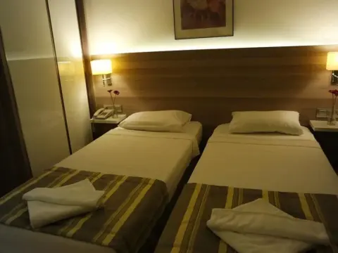 Amphi Apartments - Photo 3