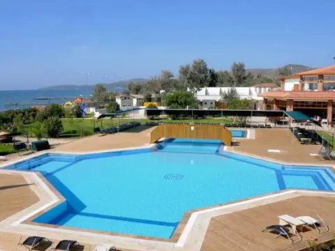 Angora Beach Resort - Photo 4