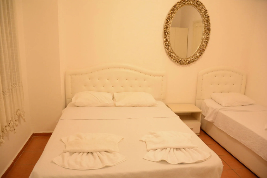 Angora Hotel - Photo 4