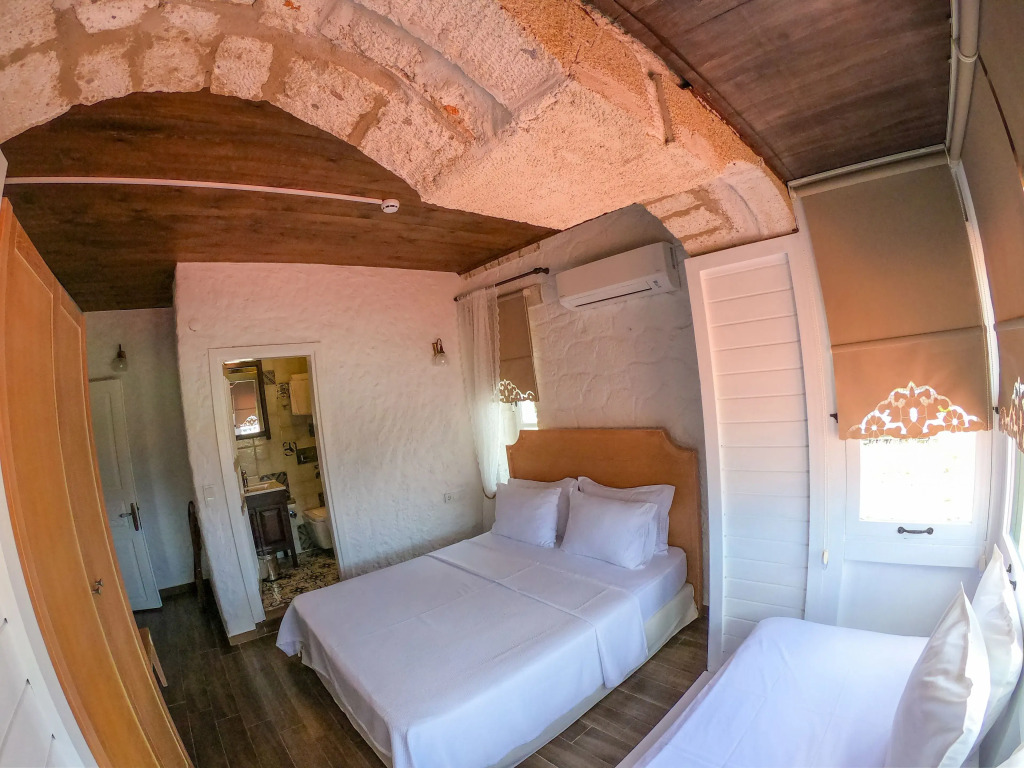 Anıt Konak - Photo 1