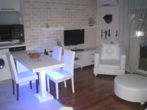 Antalya Port Flats - Photo 3