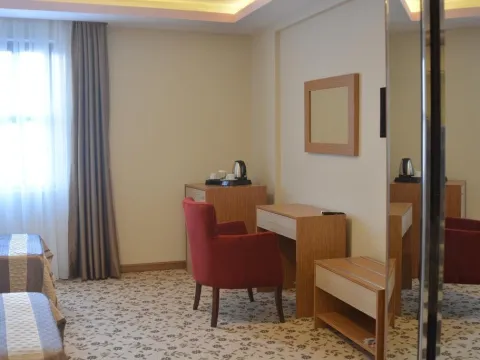 Apameia Hotel - Photo 3