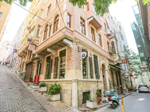 No 8 Galata Apart-Hotel - Photo 1